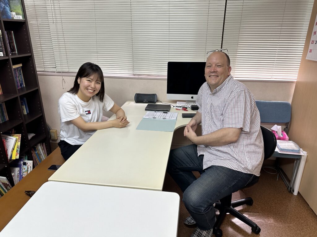 鹿児島 大人英会話 G-wiz Language School ネイティブ講師による少人数制レッスン
